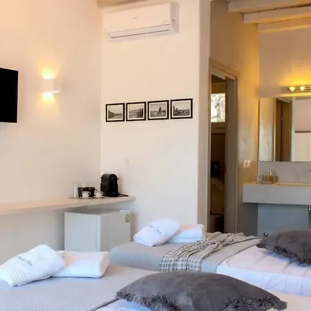 Casa vacanze Premium Bright Design With Pool Kalafatis