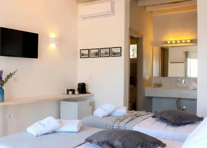 Casa vacanze Premium Bright Design With Pool Kalafatis